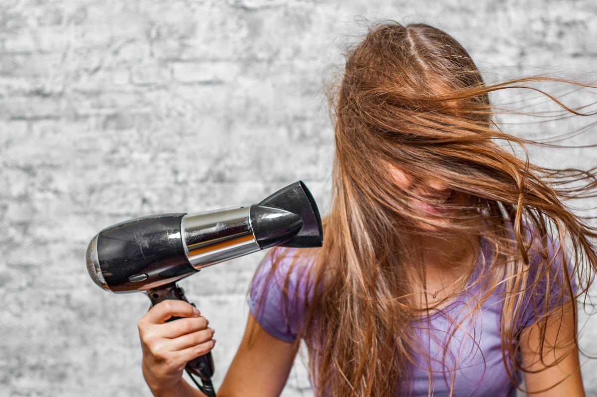 Todo Lo Que Debes Saber Sobre El Secador De Pelo Y Su Funcionamiento Peluquería Bionatur 